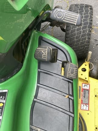 Image of John Deere X380 equipment image 3