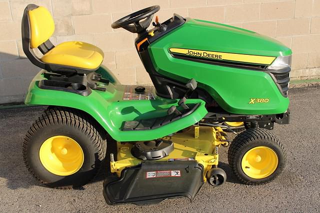 Image of John Deere X380 equipment image 4