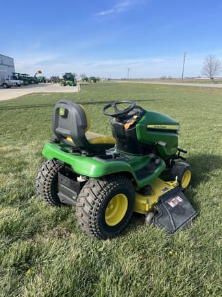 Image of John Deere X380 equipment image 2