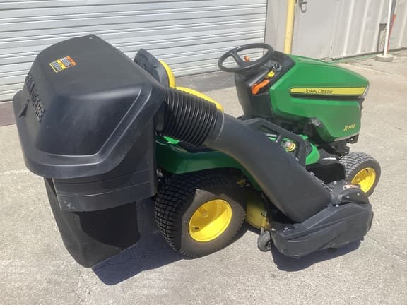 Image of John Deere X380 equipment image 4