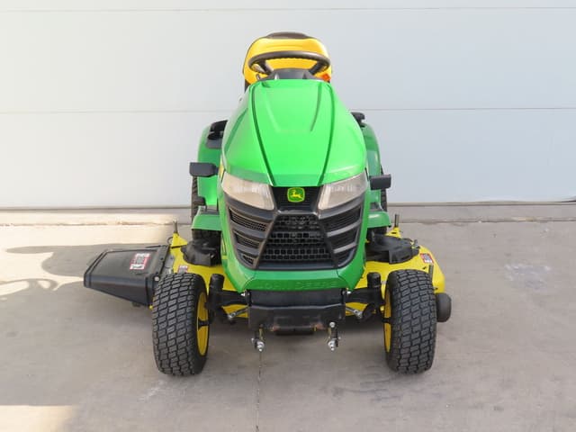 Image of John Deere X380 equipment image 1