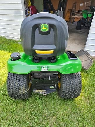 Image of John Deere X380 equipment image 4