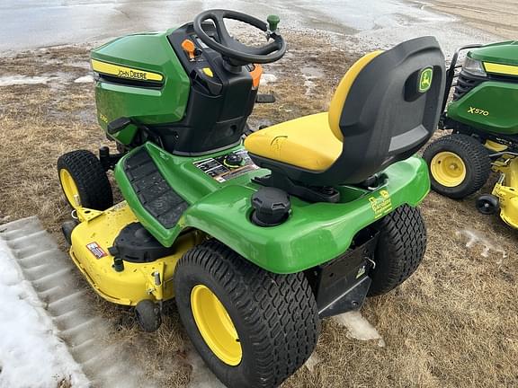 Image of John Deere X380 equipment image 3