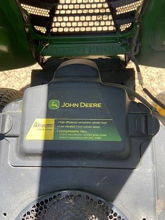 Image of John Deere X380 equipment image 3