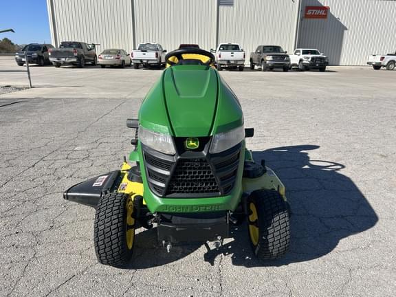 Image of John Deere X380 equipment image 2