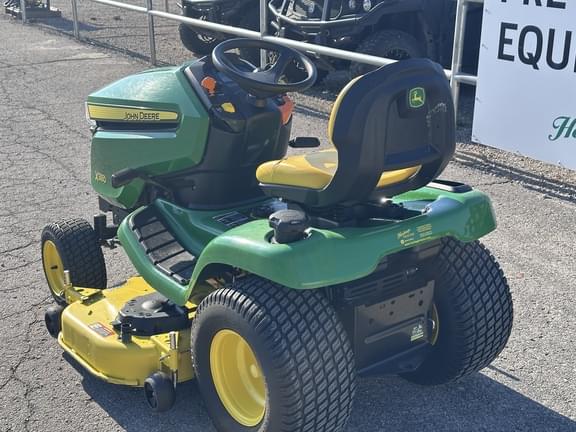 Image of John Deere X380 equipment image 1