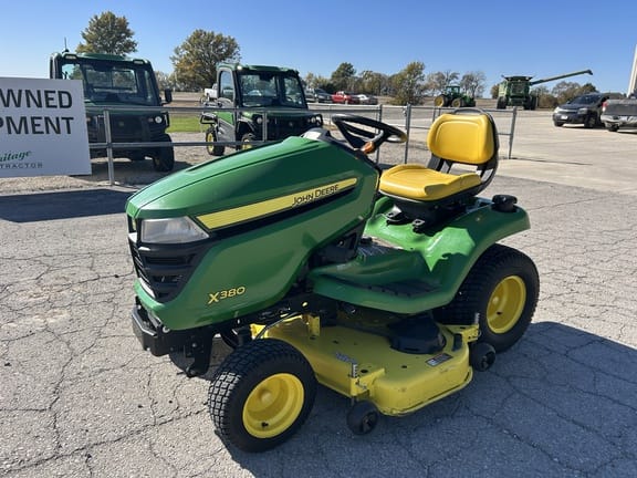 2016 John Deere X380 Equipment Image0