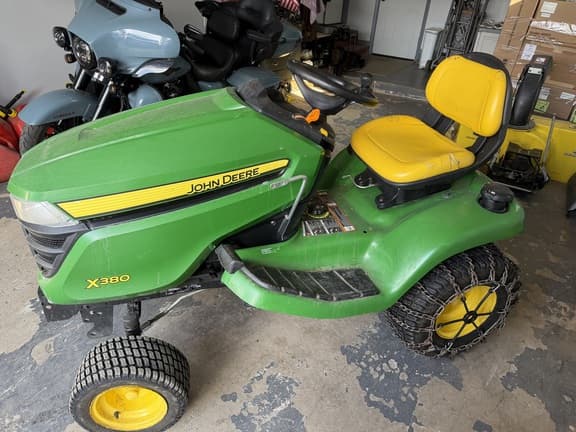 Image of John Deere X380 equipment image 2