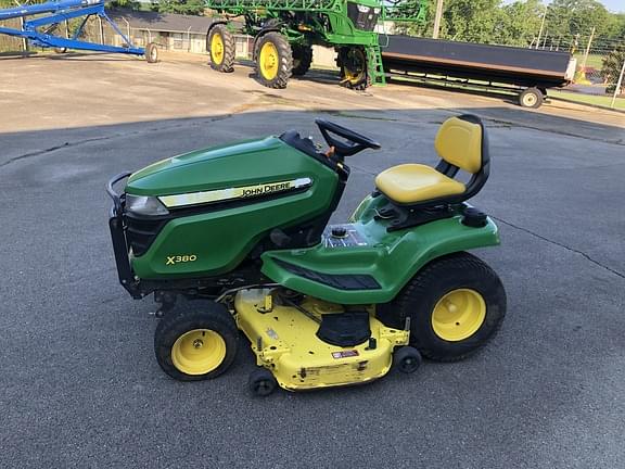 Image of John Deere X380 equipment image 1