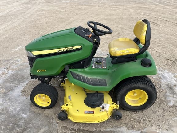Image of John Deere X380 equipment image 1