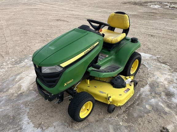 2016 John Deere X380 Equipment Image0