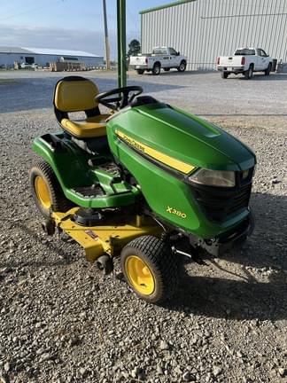 Image of John Deere X380 equipment image 1