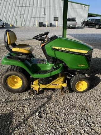 Image of John Deere X380 equipment image 2