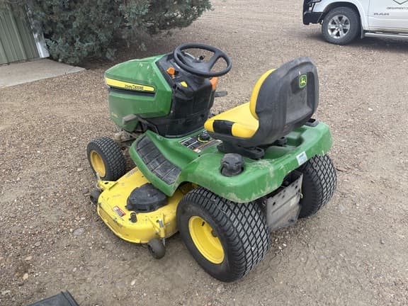 Image of John Deere X380 equipment image 3