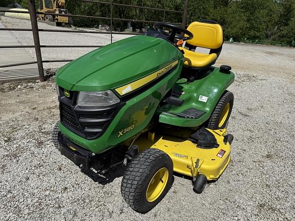 Image of John Deere X380 equipment image 1
