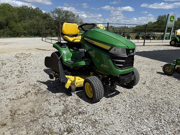 Image of John Deere X380 equipment image 3