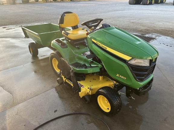 Image of John Deere X380 equipment image 1