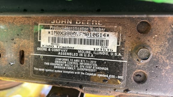 Image of John Deere X380 equipment image 4