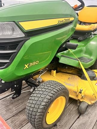 Image of John Deere X380 equipment image 1