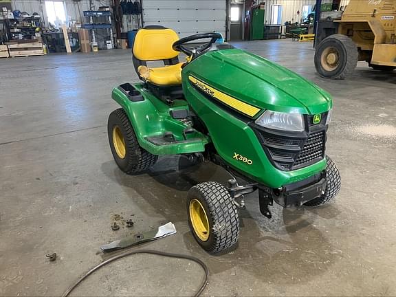 Image of John Deere X380 equipment image 1