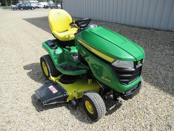 Image of John Deere X384 equipment image 4