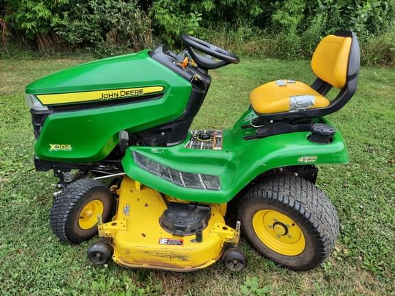 Image of John Deere X384 equipment image 1