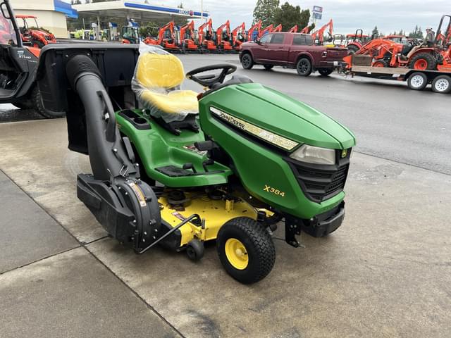 Image of John Deere X384 equipment image 3