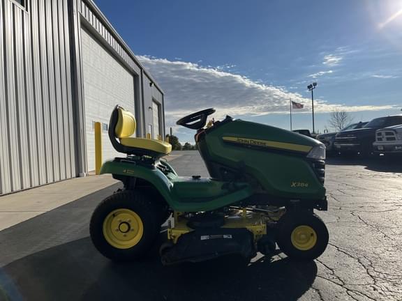 Image of John Deere X384 equipment image 4