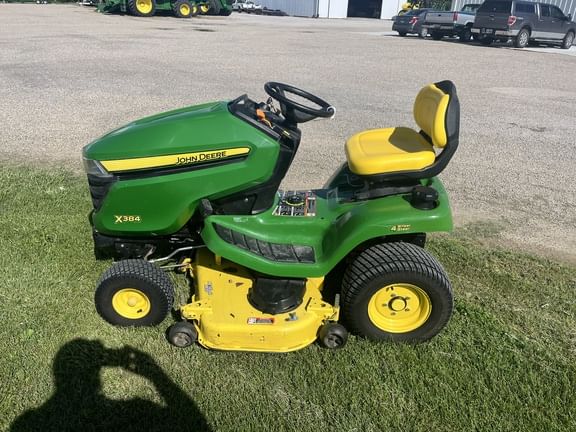 Main image John Deere X384