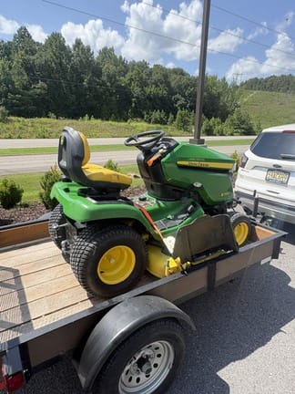 2016 John Deere X390 Equipment Image0