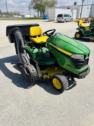 2016 John Deere X390 Equipment Image0
