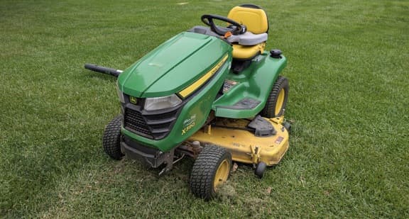 Image of John Deere X390 equipment image 1