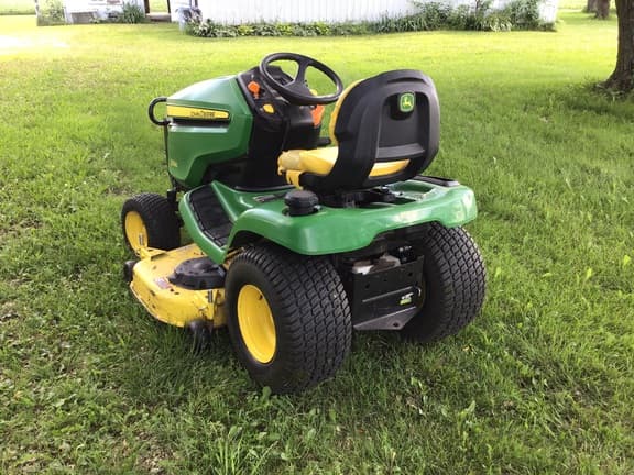 Image of John Deere X390 equipment image 4