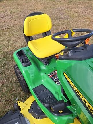 Image of John Deere X390 equipment image 4