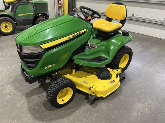 2016 John Deere X390 Image