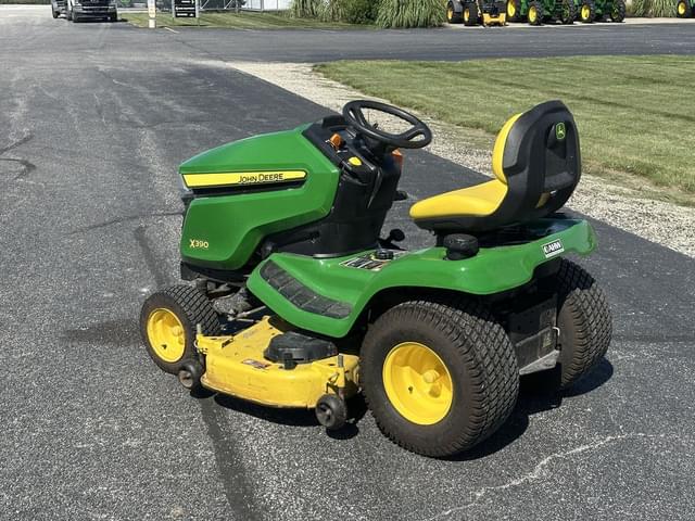 Image of John Deere X390 equipment image 2