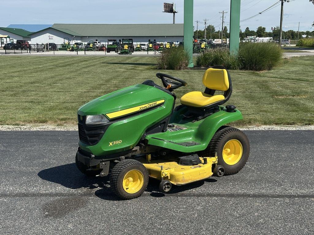 Image of John Deere X390 Primary image