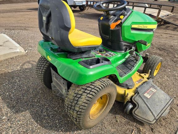 Image of John Deere X390 equipment image 3