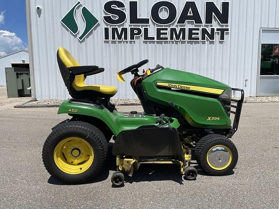 Image of John Deere X394 equipment image 3