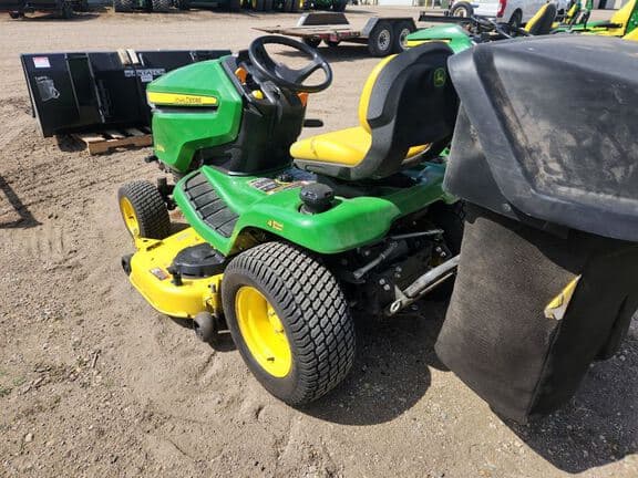 Image of John Deere X394 Image 1