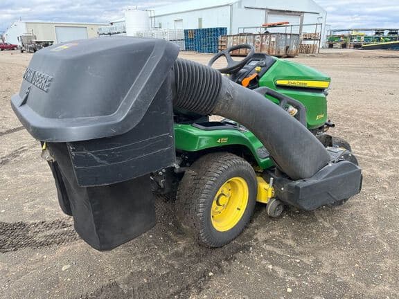 Image of John Deere X394 equipment image 4
