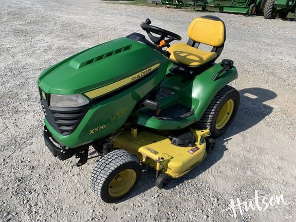 Image of John Deere X570 equipment image 1