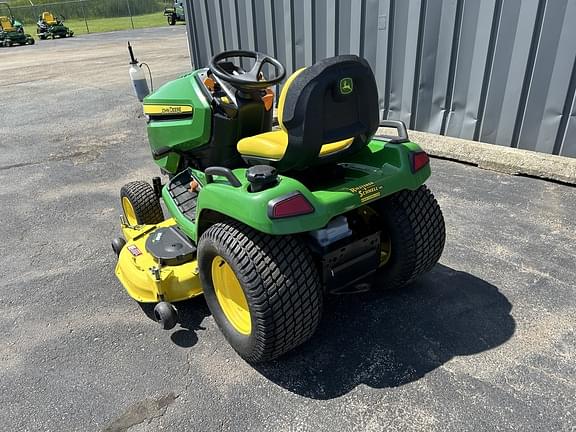 Image of John Deere X570 equipment image 3