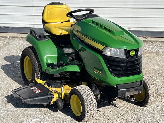 Main image John Deere X570