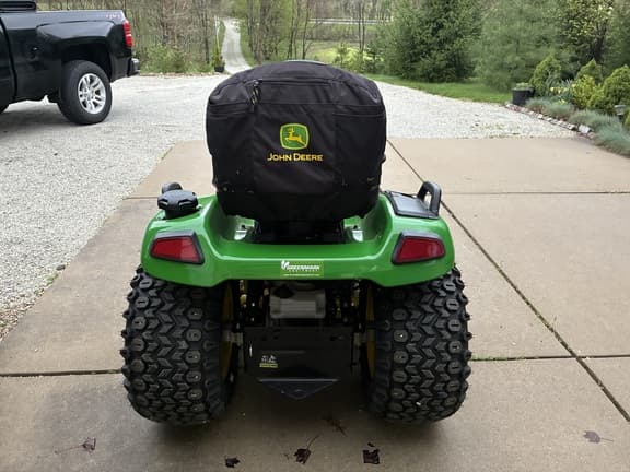 Image of John Deere X580 equipment image 3