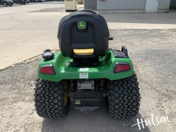 Image of John Deere X580 equipment image 1