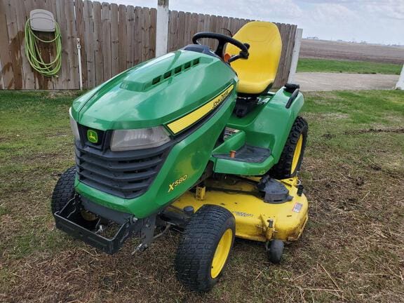 2016 John Deere X580 Equipment Image0