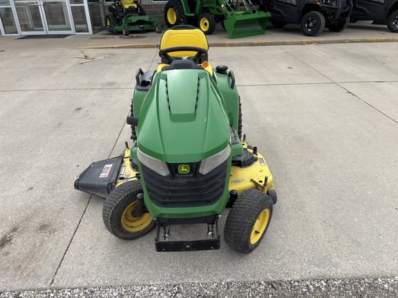 Image of John Deere X580 equipment image 4