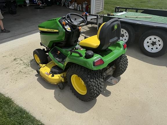 Image of John Deere X580 equipment image 4