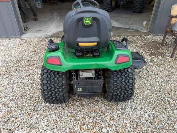 Image of John Deere X580 equipment image 4